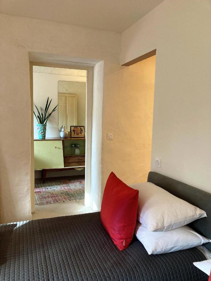 La Veillonnais Bed & Breakfast Angrie Exterior photo